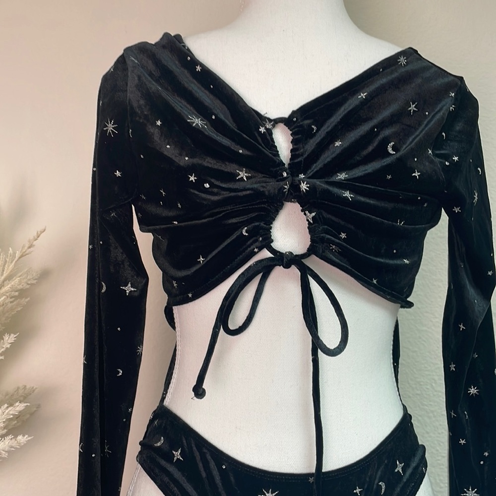 Women’s Black&Silver Galaxy Long Sleeve Velvet Open Back Bodysuit- Wild Fable - Picture 4 of 6